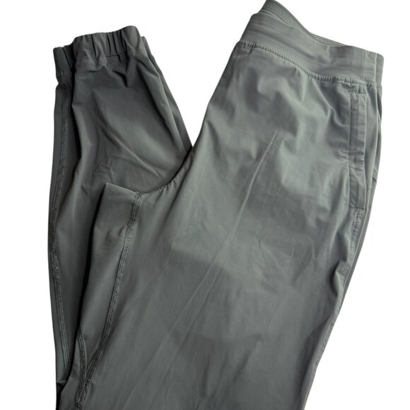 Lululemon Gray Sweatpants Joggers.  Size Women's US 8 (Medium) 28" Inseam - Picture 2 of 9